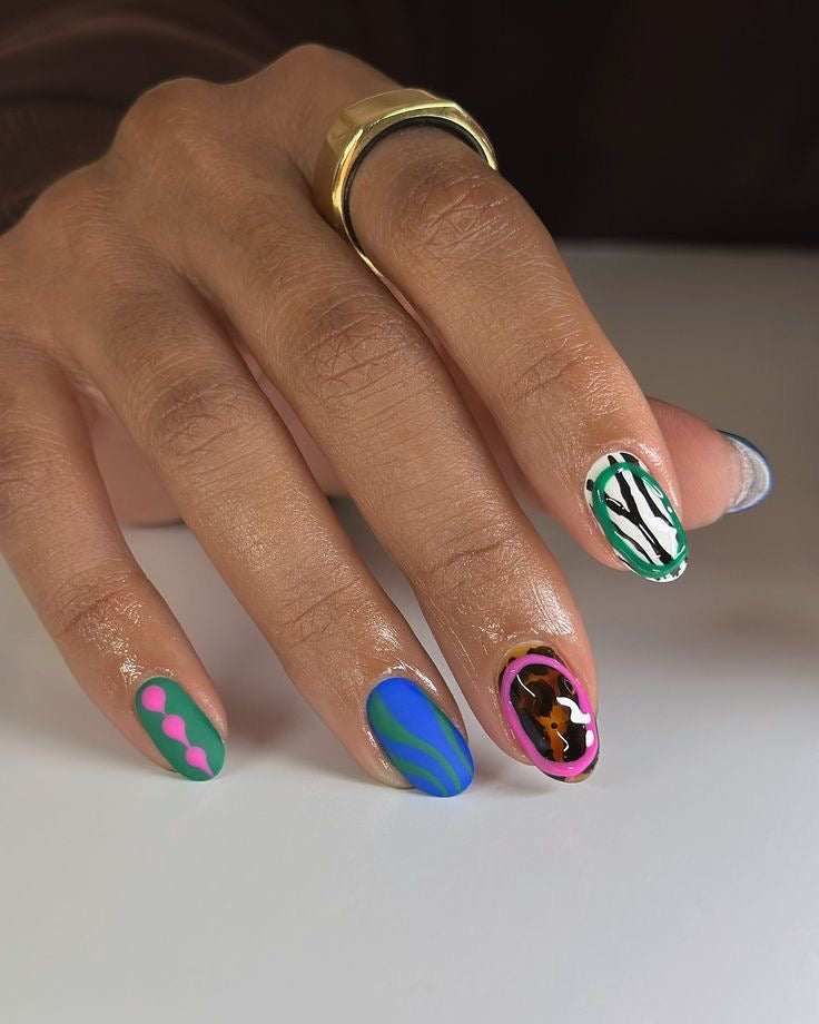 Nail Envy Master Kit – 15 Gel Shades + Salon Soak-Off Essentials